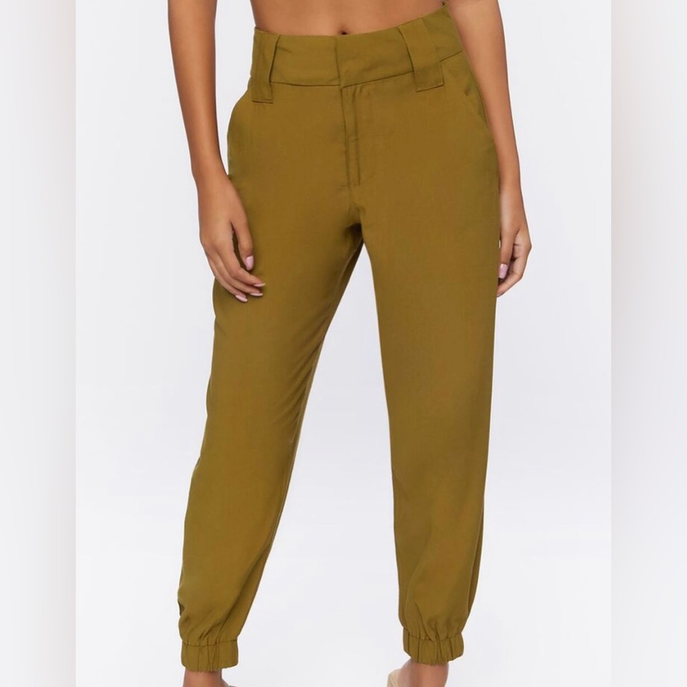 NWT Forever 21 Mid-Rise Ankle Length Pants